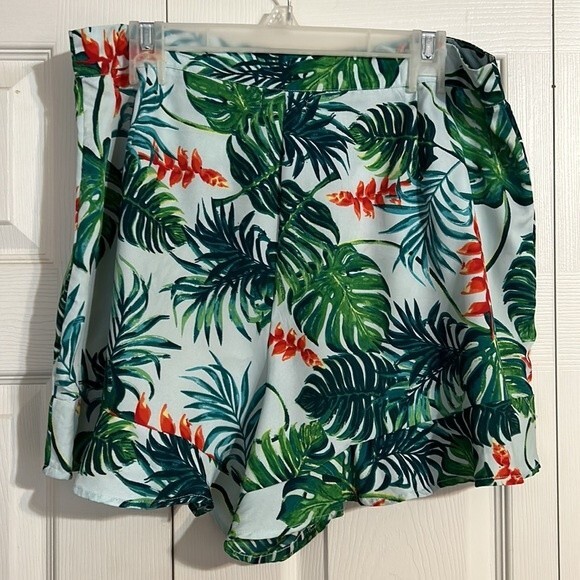 BOOHOO Size 14 Green Orange Palm Leaf High Waist Shorts Ruffle Tropical Peplum - Picture 3 of 6
